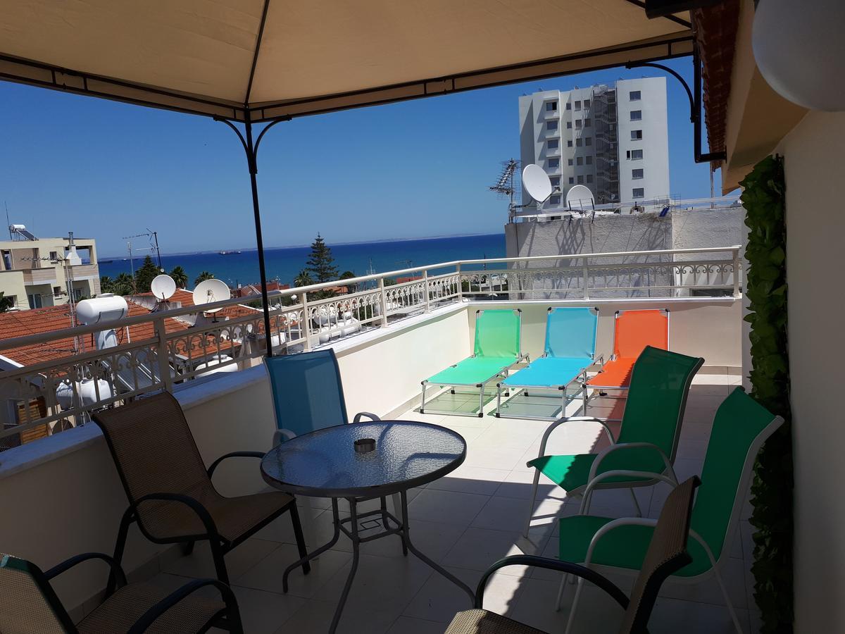Panikos Beach Apartment I Larnaca Exterior photo